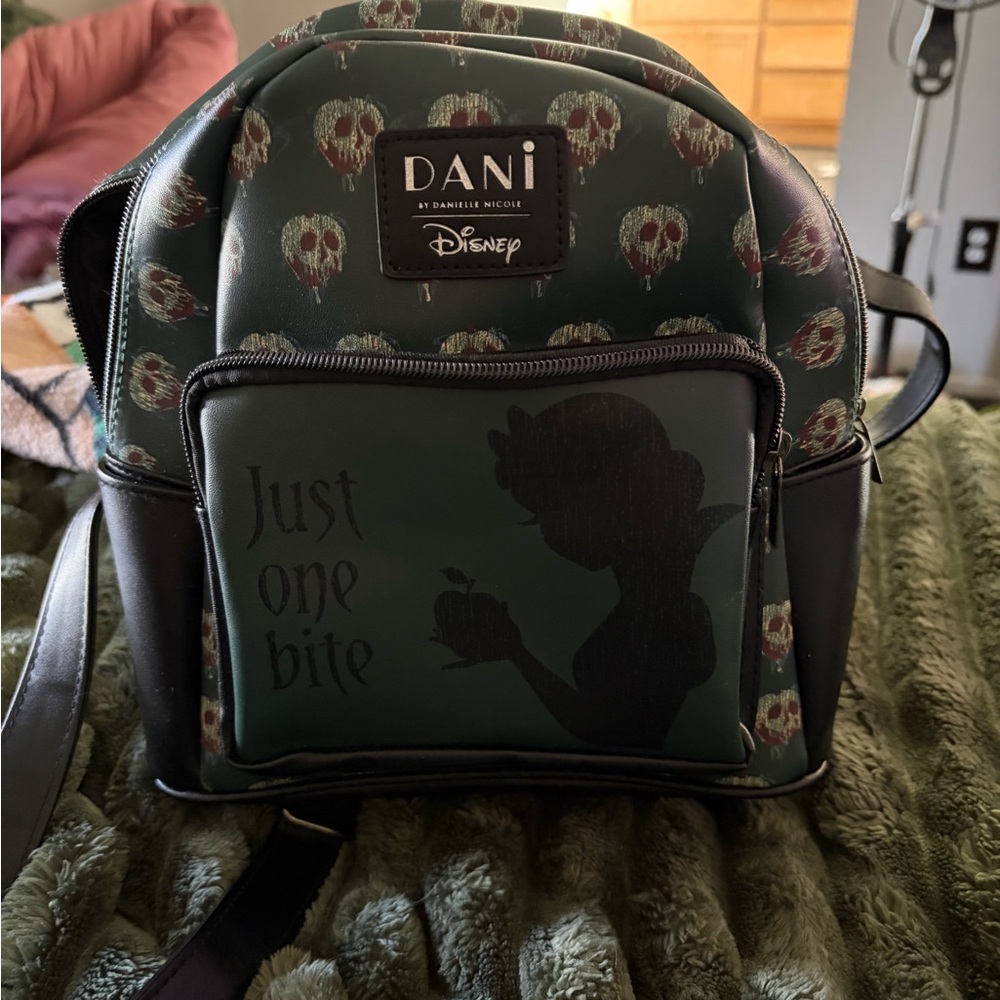 Danielle Nicole Disney Snow White backpack with Disney top
